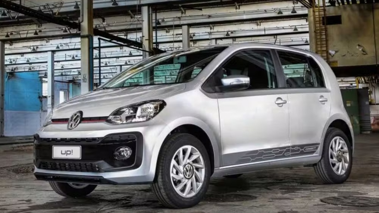 Volkswagen Up! TSI usado aparece a partir de R$ 59.900, acelera de 0 a 100 km/h em 9,5 segundos e faz até 16,1 km/l