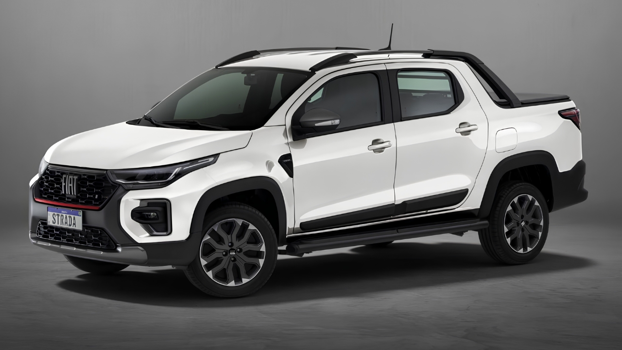 Carros mais vendidos de julho têm Fiat Strada na liderança, dois Volkswagen no pódio e forte presença de elétricos entre os dez primeiros.