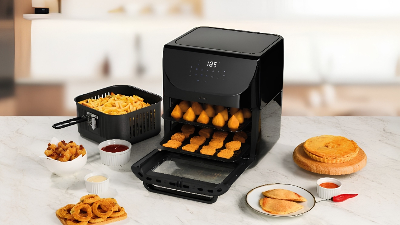 Air Fryer da Elgin chega com 12 litros, 1.900 W, quatro funções, porta removível, 10 programas automáticos e preço anunciado de R$ 669.