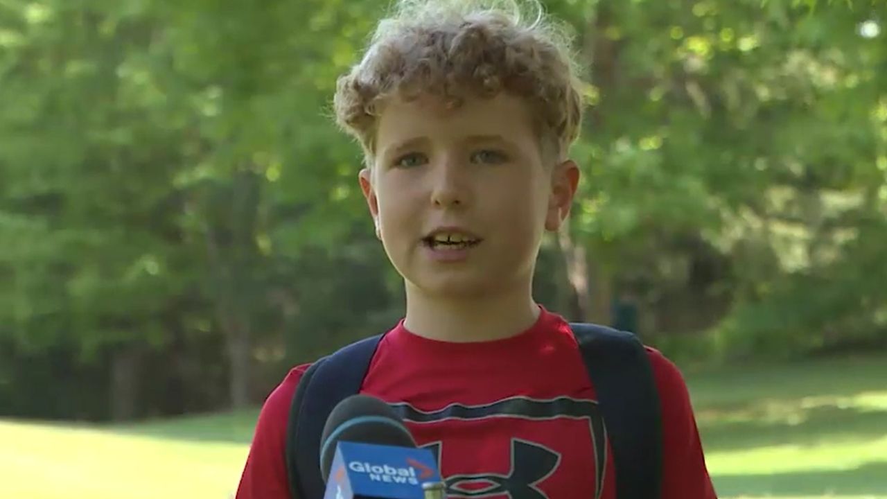 Aos 10 anos, Finley Johnston caminhou 350 km em dois meses para arrecadar US$ 3 mil e ajudar a construir um poço de água potável em um país em desenvolvimento