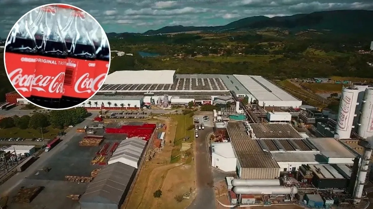 https://exame.com/negocios/coca-cola-femsa-investe-r-360-milhoes-para-expandir-a-maior-fabrica-da-marca-em-volume-no-mundo/?fbclid=IwY2xjawUb0-RwZG9mBWV4dG4DYWVtAjEwAGJyaWQRMXR3YnliSTNrVk9JMXVRTmtzcnRjBmFwcF9pZBAyMjIwMzkxNzg4MjAwODkyAAEel6Laqd86oqhHdux-pzgLa-5T3_o8HuAUw9zyou4GTxB51JwFZ7HWxkffdvE_aem_DHixz0bbPPCTpsr0fQsdxA