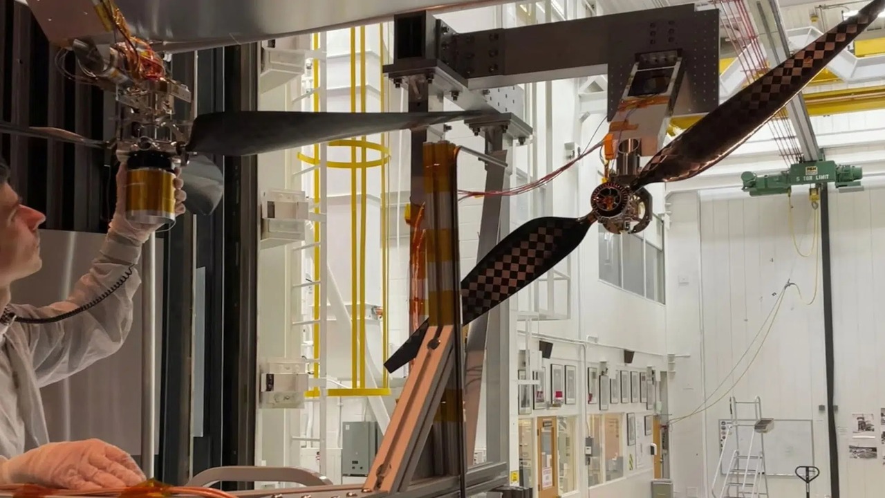 Testes da NASA confirmam que novo helicóptero de Marte superou a velocidade do som e aumentou em 30% sua sustentação.