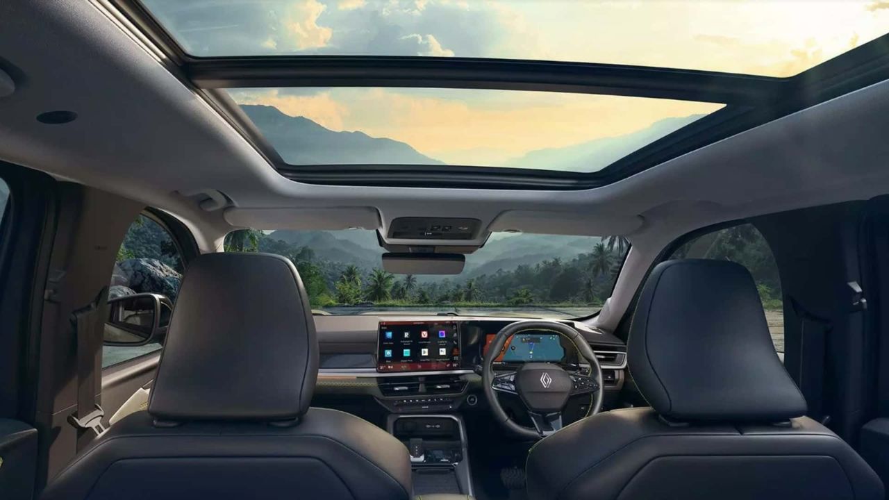 Duster híbrido da Renault promete 29 km/l na Índia, enquanto Brasil ainda aguarda definição sobre a nova geração do SUV.