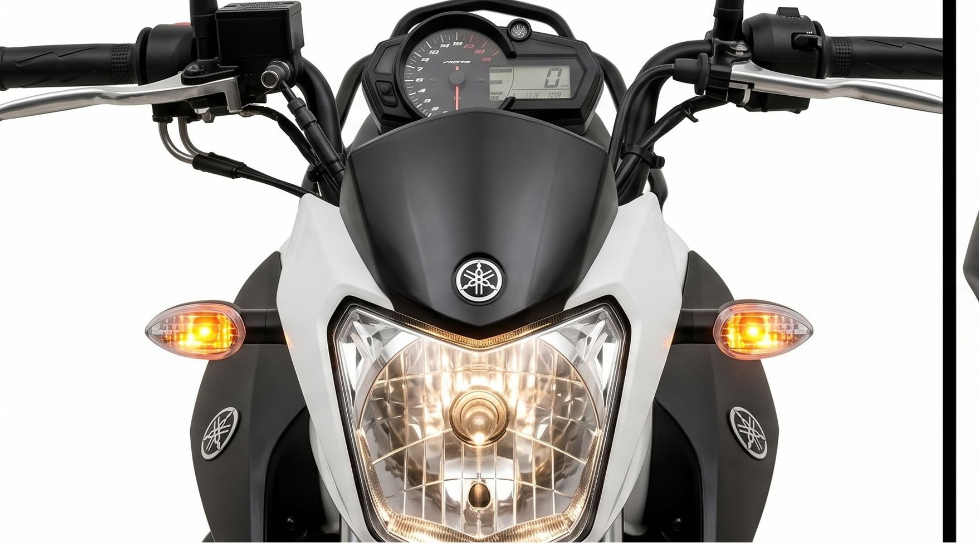 Yamaha Factor 150 surpreende ao fazer 55,3 km/l e superar 800 km com um único tanque de 15,4 litros, mantendo motor flex de 12 cv e foco total na economia urbana