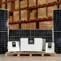 BYD Solarpack passa a ser comercializado em mais de 230 concessionárias no Brasil, com potência de 4,8 kWp e geração estimada em 600 kWh mensais.