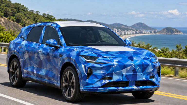 BYD Sealion 06 aparece em testes no Brasil, promete até 170 km de autonomia elétrica e pode ampliar a linha híbrida da marca.