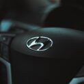 Montadora sul-coreana aposta na Índia para aumentar a produção, fortalecer fornecedores e desenvolver novas tecnologias automotivas até 2032.