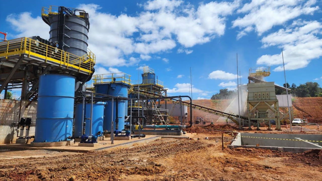 South Star Battery Metals Corp recebeu pesquisadores de Harvard no projeto Santa Cruz para avaliar como dados e IA podem apoiar o processamento de grafite.